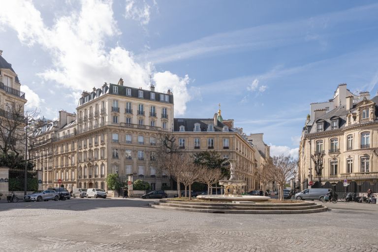 luxury apartment 3 Rooms for sale on PARIS (75008)