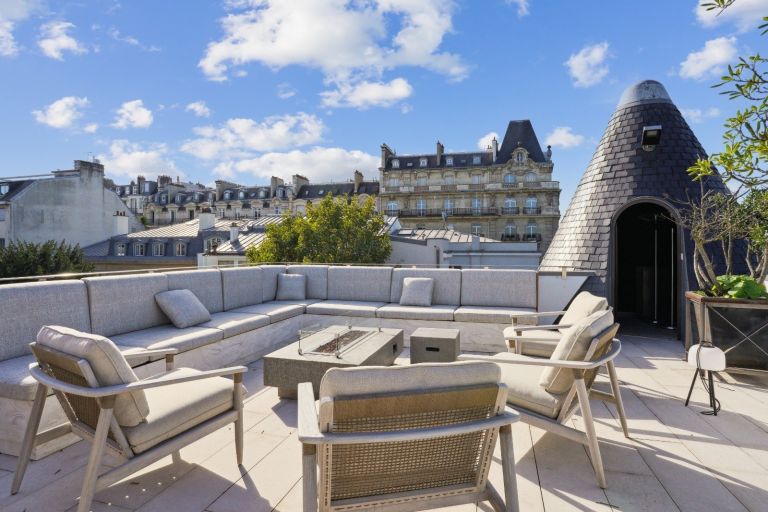 hôtel particulier 12 Pièces en vente sur PARIS (75116)