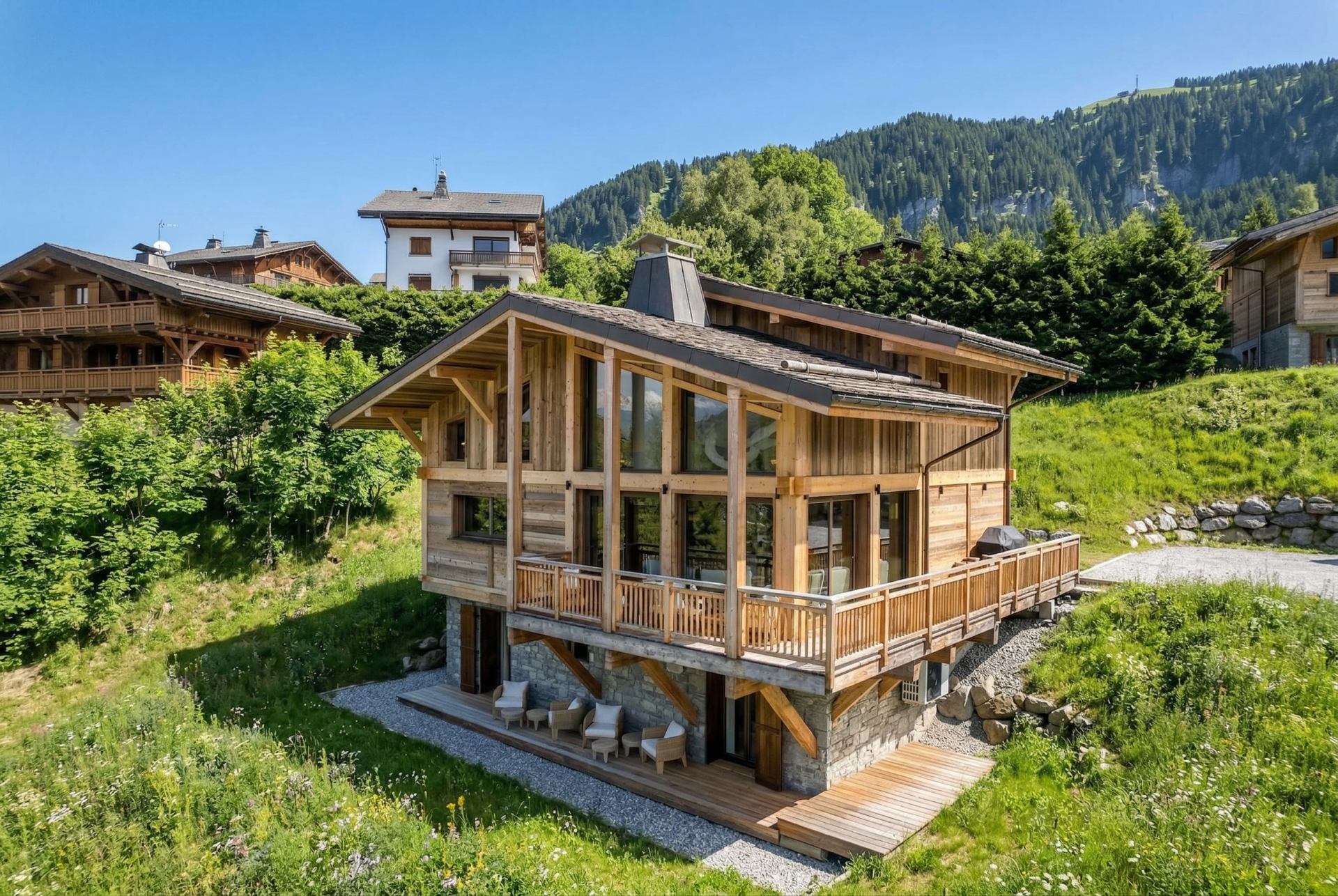 luxury chalet 8 Rooms for seasonal rent on MEGEVE (74120)