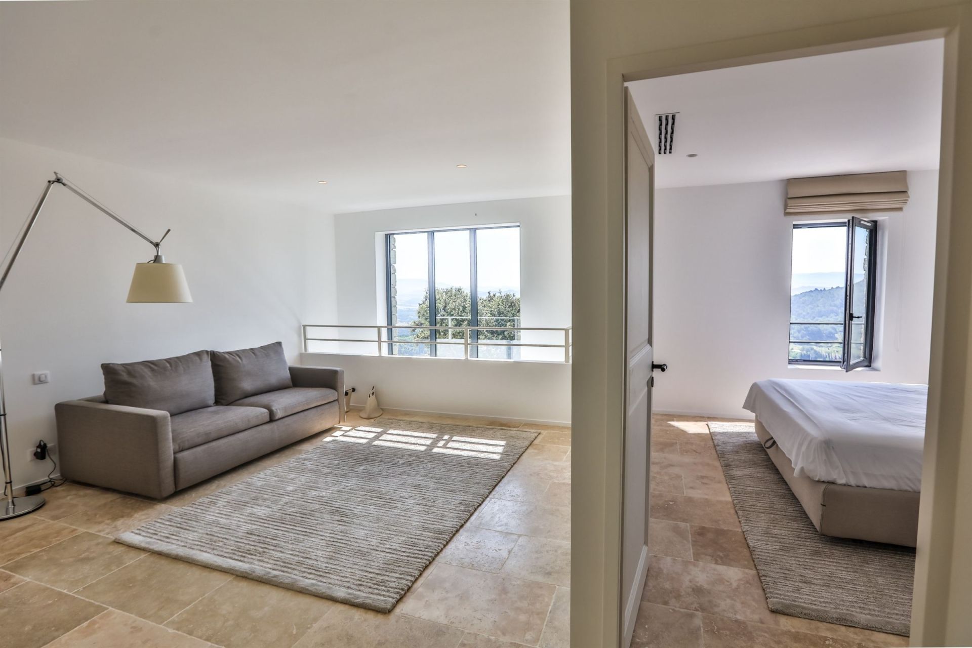 maison de luxe 5 Pièces en location saisonnière sur GORDES (84220)