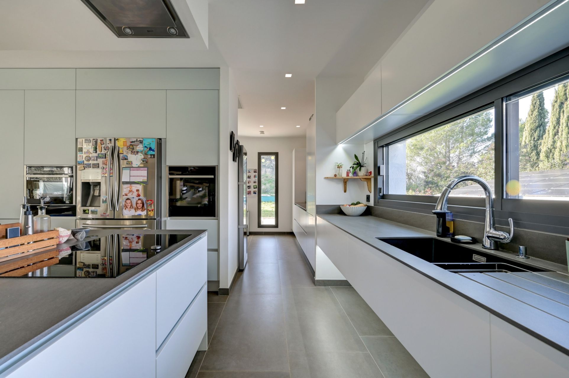 luxury house 7 Rooms for sale on AIX EN PROVENCE (13100)