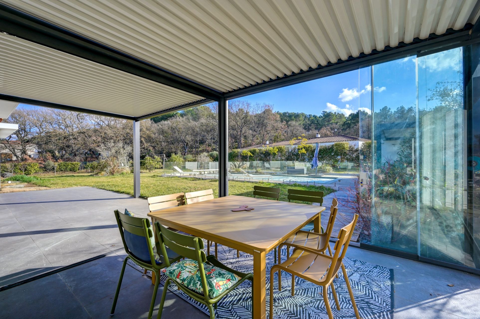 luxury house 7 Rooms for sale on AIX EN PROVENCE (13100)