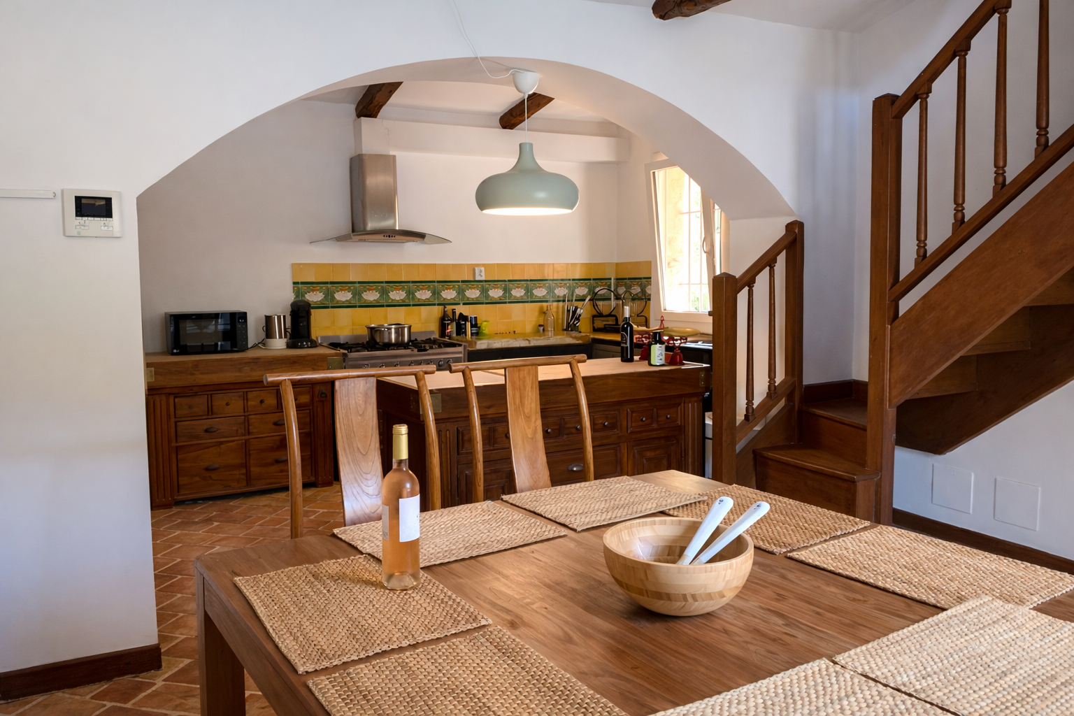 luxury house 7 Rooms for sale on VENTABREN (13122)