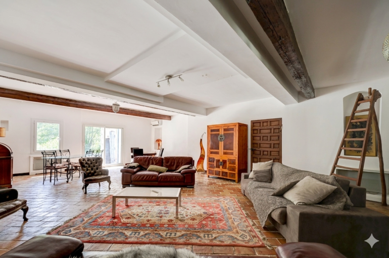 Vente Maison de luxe Ventabren 7 Pièces 218 m² — 29
