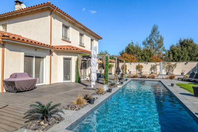 Vente Maison contemporaine Sainte-Foy-lès-Lyon 7&nbsp;Pièces 190&nbsp;m²