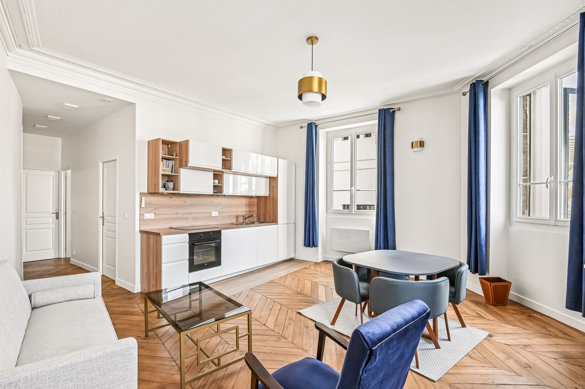 luxury apartment 3 Rooms for sale on PARIS (75002)