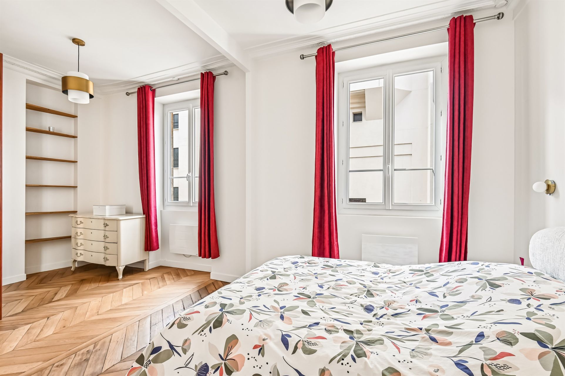 luxury apartment 3 Rooms for sale on PARIS (75002)