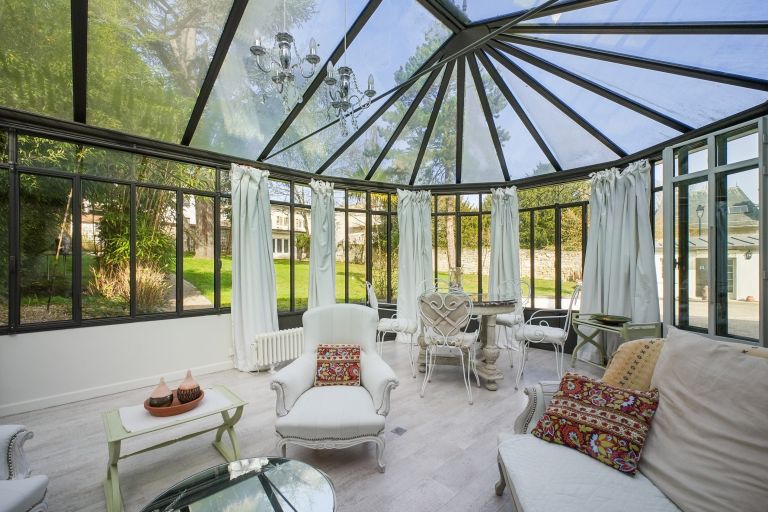 luxury house 10 Rooms for sale on MARLY LE ROI (78160)