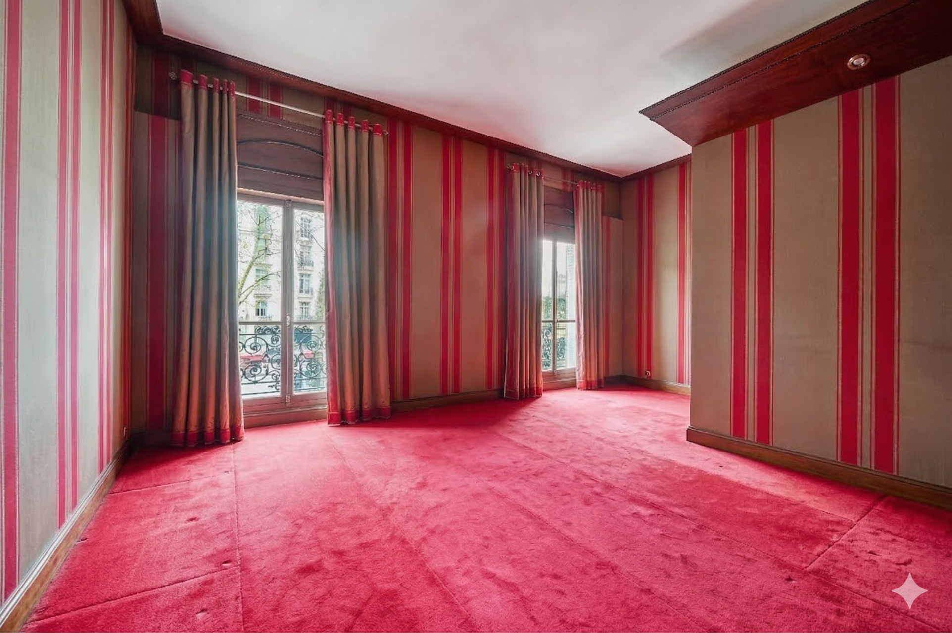 luxury apartment 5 Rooms for sale on PARIS (75016)
