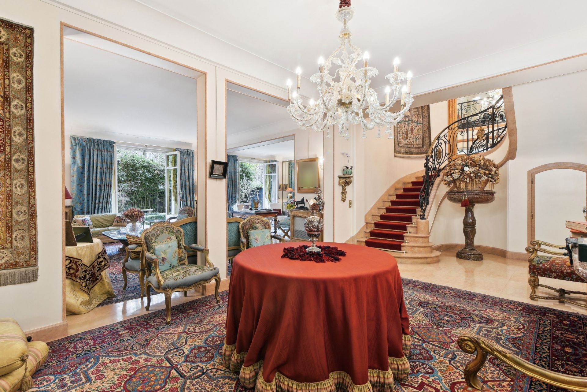 luxury apartment 6 Rooms for sale on PARIS (75016)
