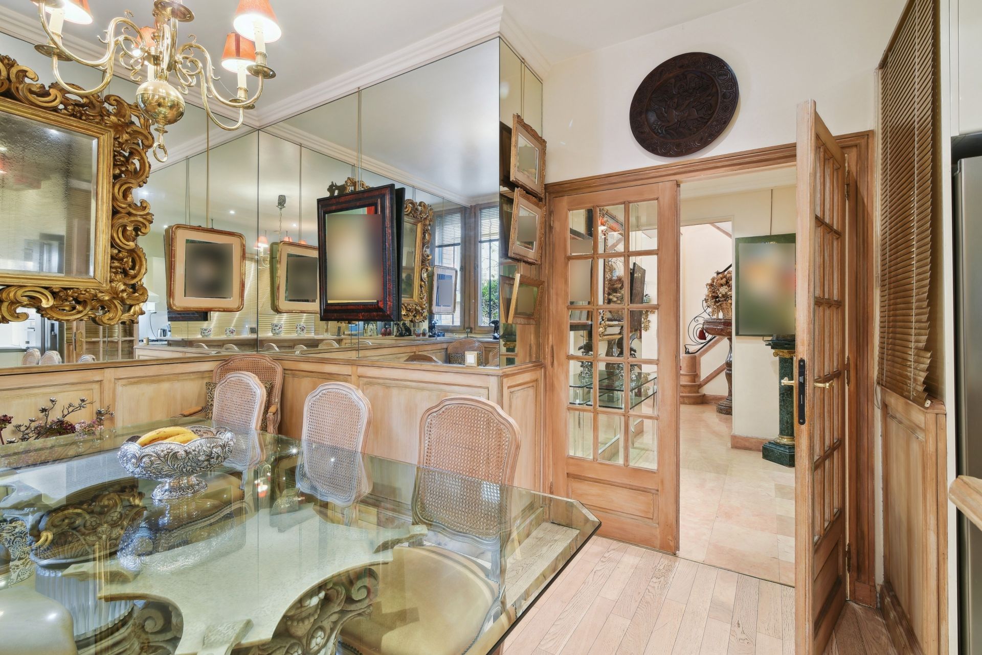 luxury apartment 6 Rooms for sale on PARIS (75016)