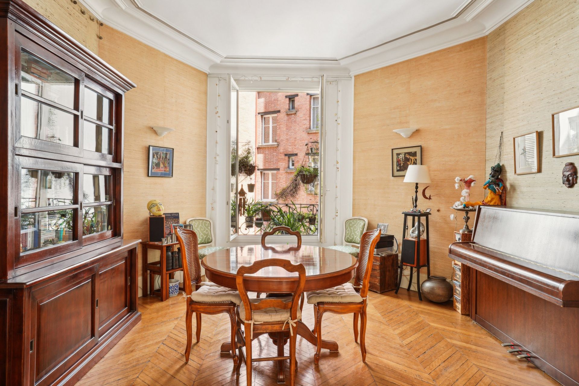 luxury apartment 5 Rooms for sale on PARIS (75006)