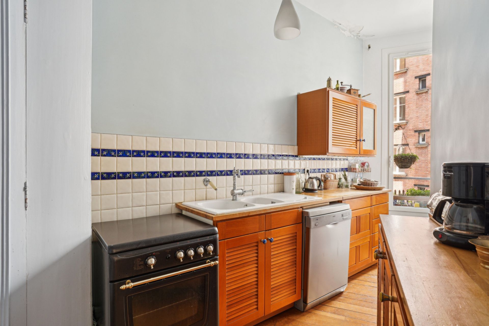 luxury apartment 5 Rooms for sale on PARIS (75006)