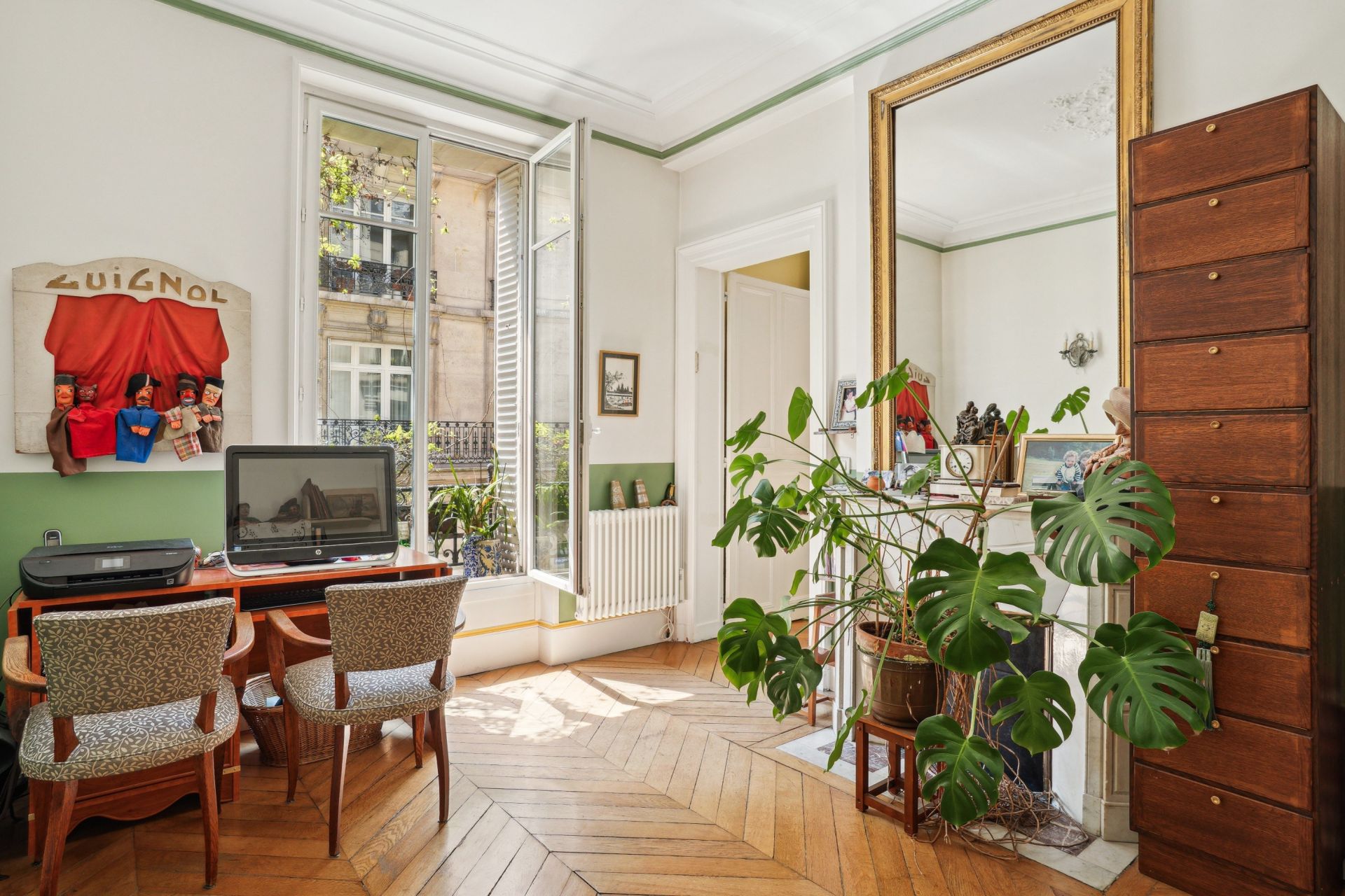 luxury apartment 5 Rooms for sale on PARIS (75006)