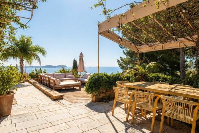 Sale Luxury house Carqueiranne 6&nbsp;Rooms 225&nbsp;m²
