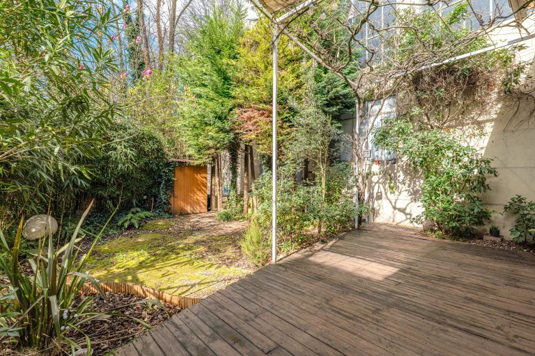 luxury house 3 Rooms for sale on LYON (69001)