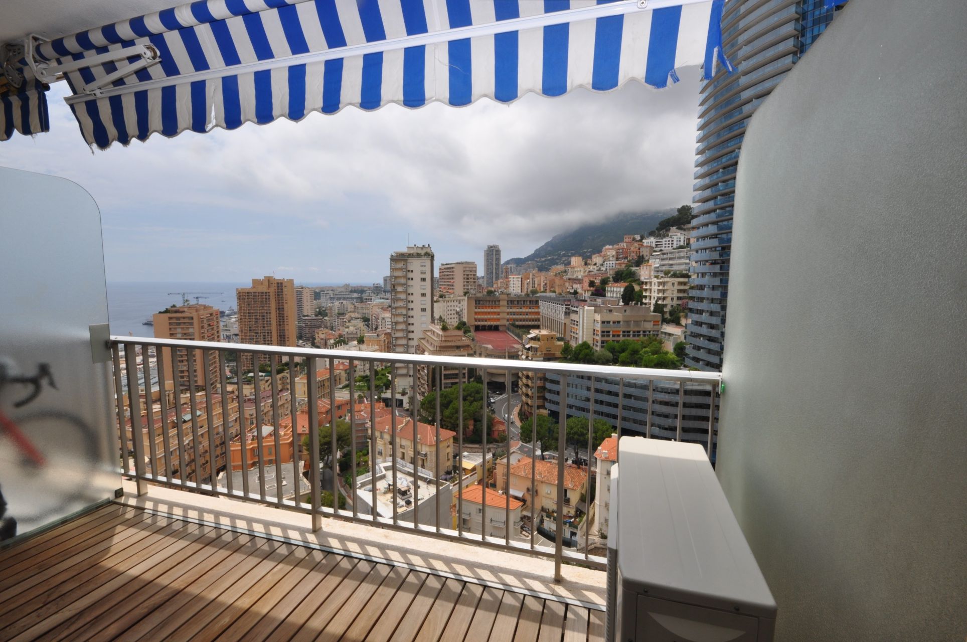 appartement de luxe 1 pièce en location sur MONACO (98000)
