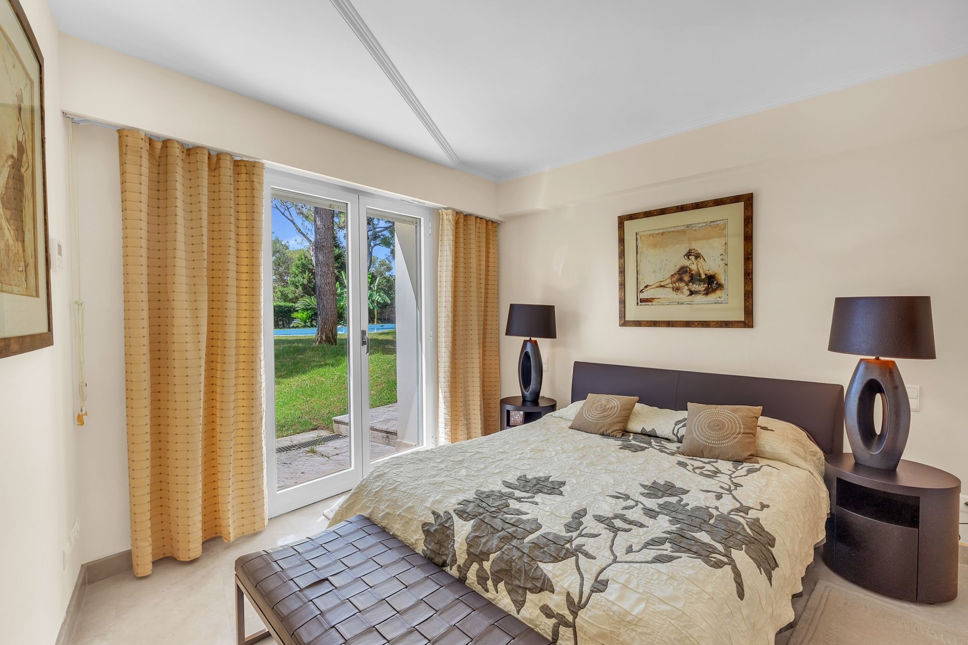 contemporary house 7 Rooms for sale on ST JEAN CAP FERRAT (06230)