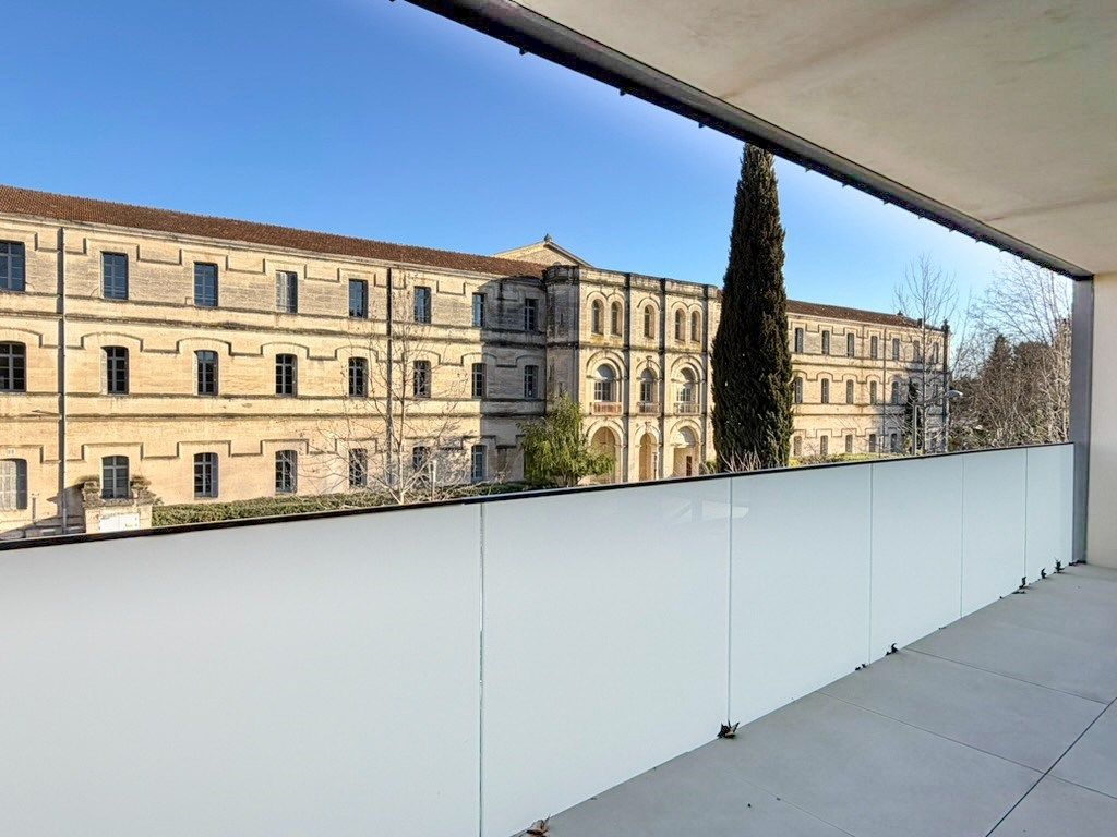 luxury apartment 4 Rooms for sale on MONTPELLIER (34090)