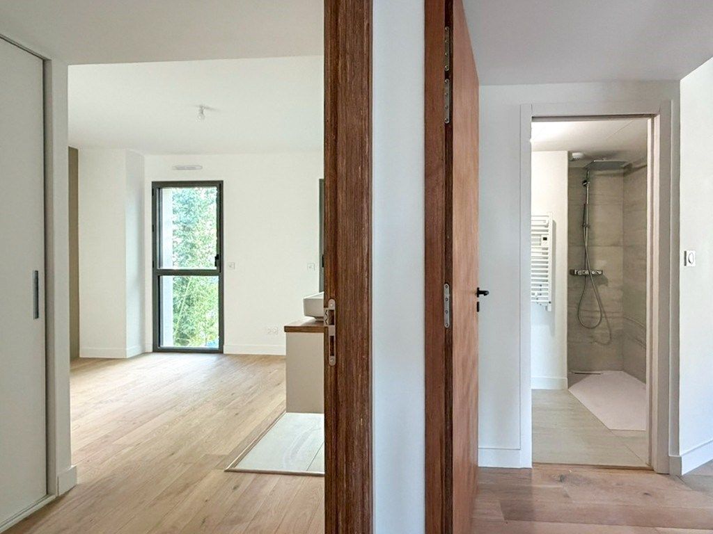 luxury apartment 4 Rooms for sale on MONTPELLIER (34090)