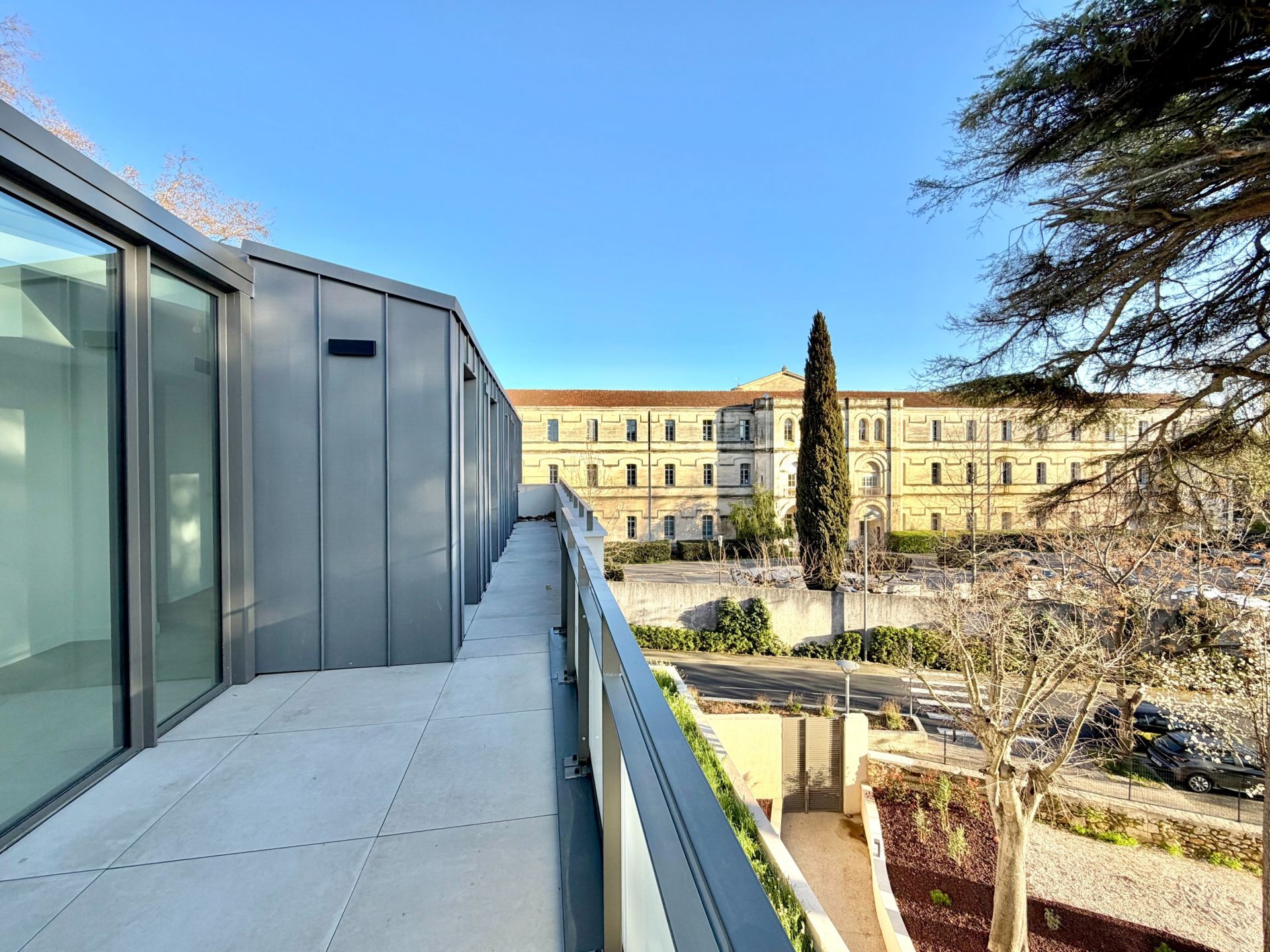 luxury apartment 7 Rooms for sale on MONTPELLIER (34090)
