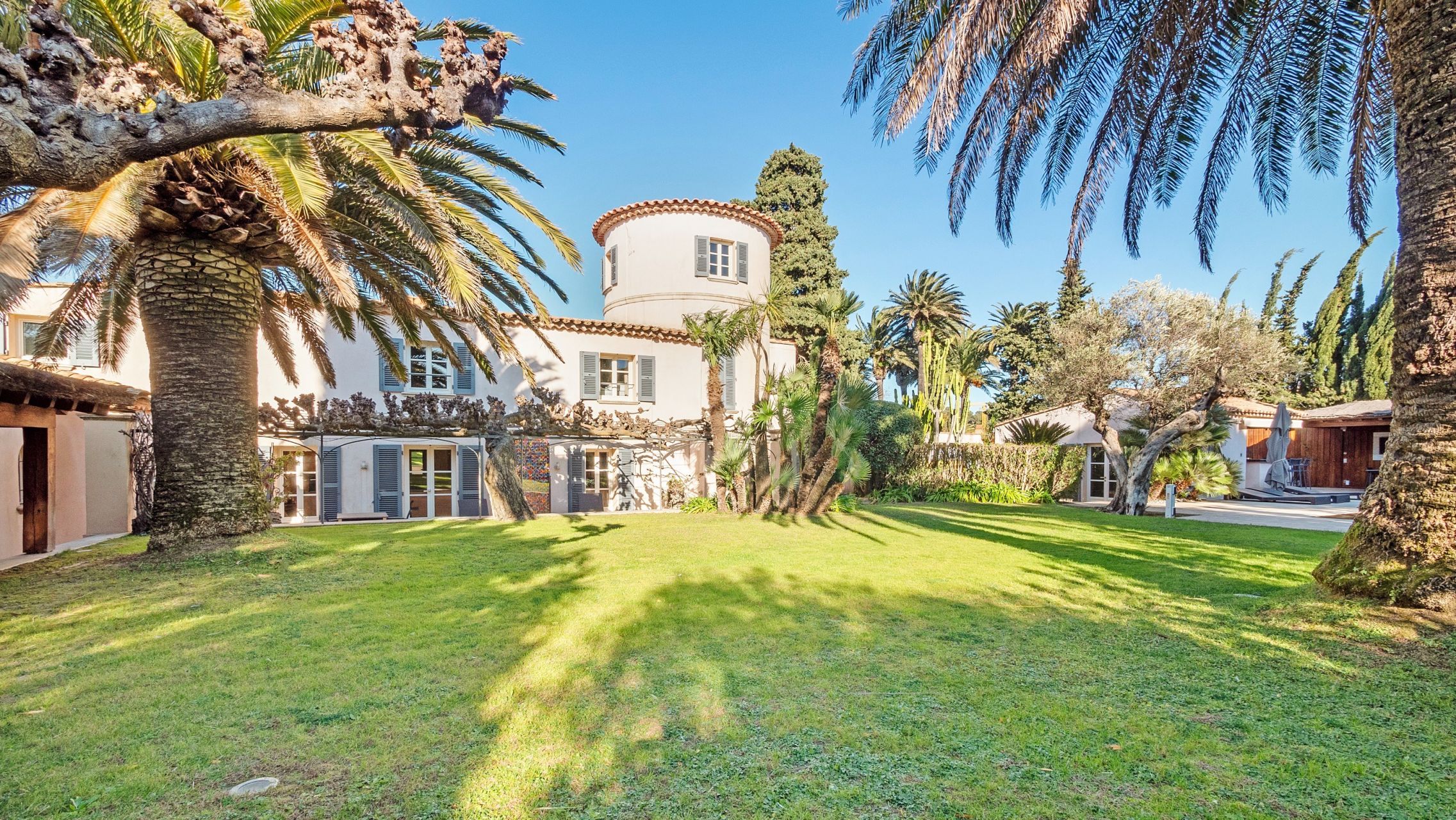 bastide 9 Pièces en vente sur ST TROPEZ (83990)