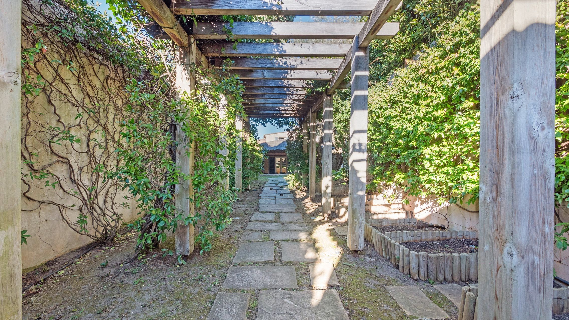 bastide 9 Pièces en vente sur ST TROPEZ (83990)