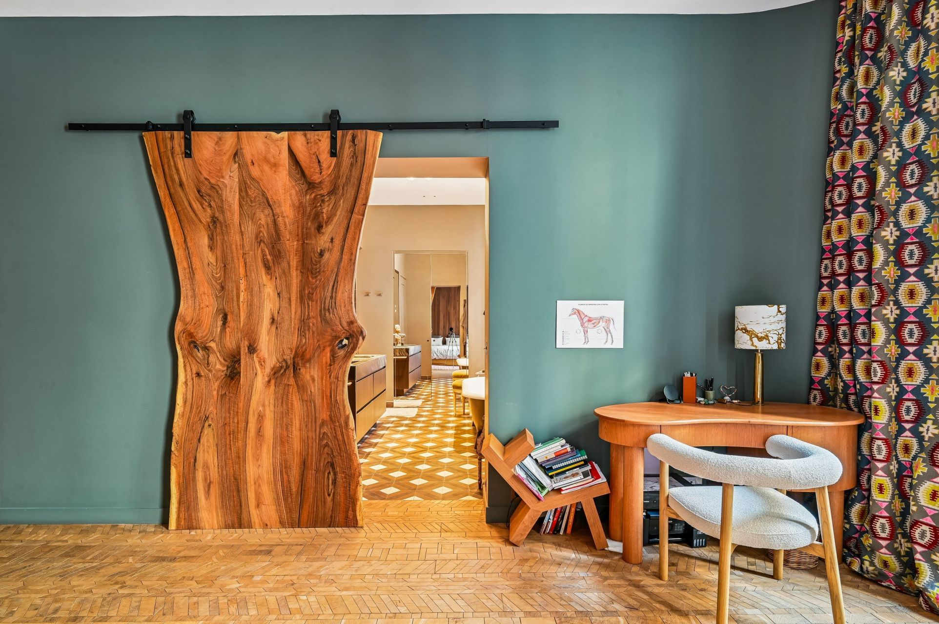 luxury apartment 8 Rooms for sale on PARIS (75016)