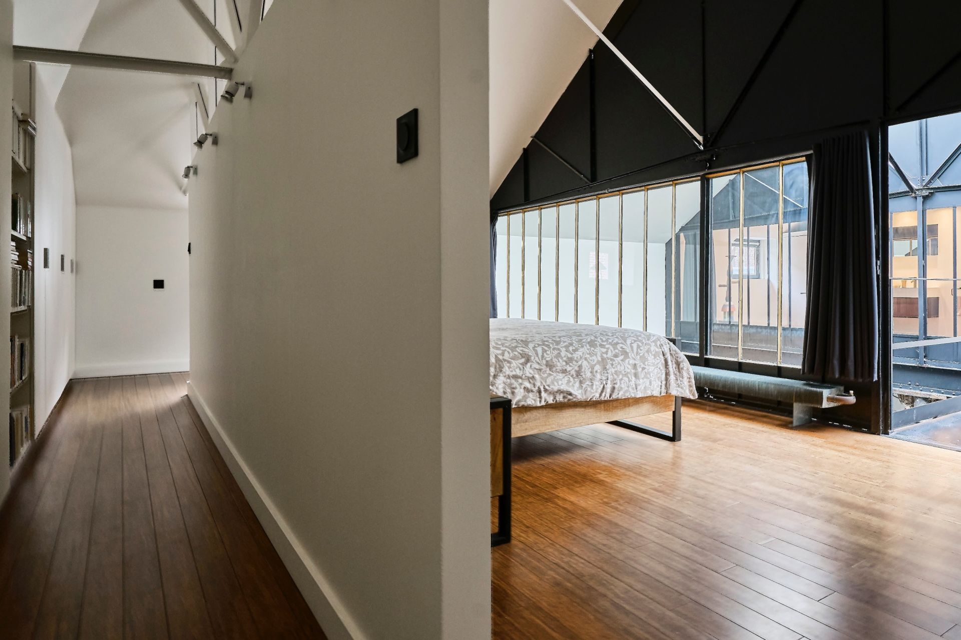 luxury house 10 Rooms for sale on LILLE (59000)