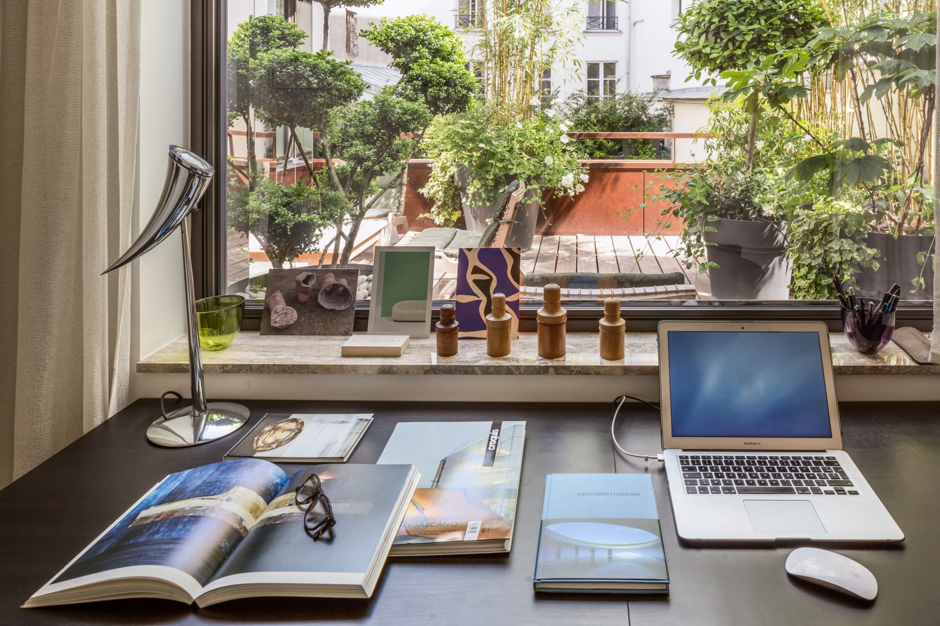 contemporary house 8 Rooms for sale on PARIS (75001)