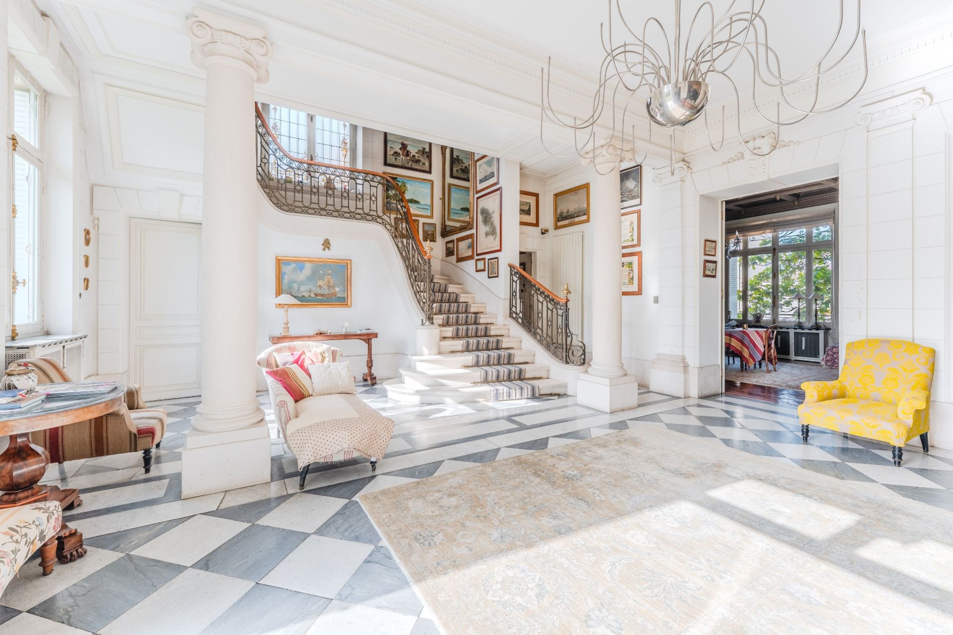 hôtel particulier 10 Pièces en vente sur NANTES (44000)