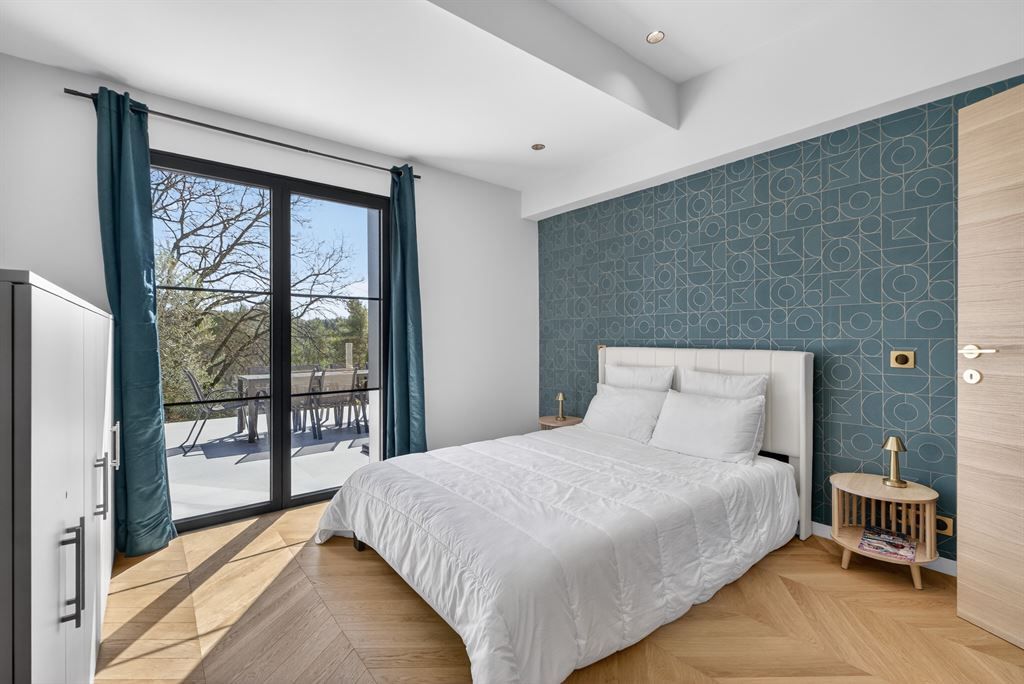 luxury villa 7 Rooms for sale on VALBONNE (06560)