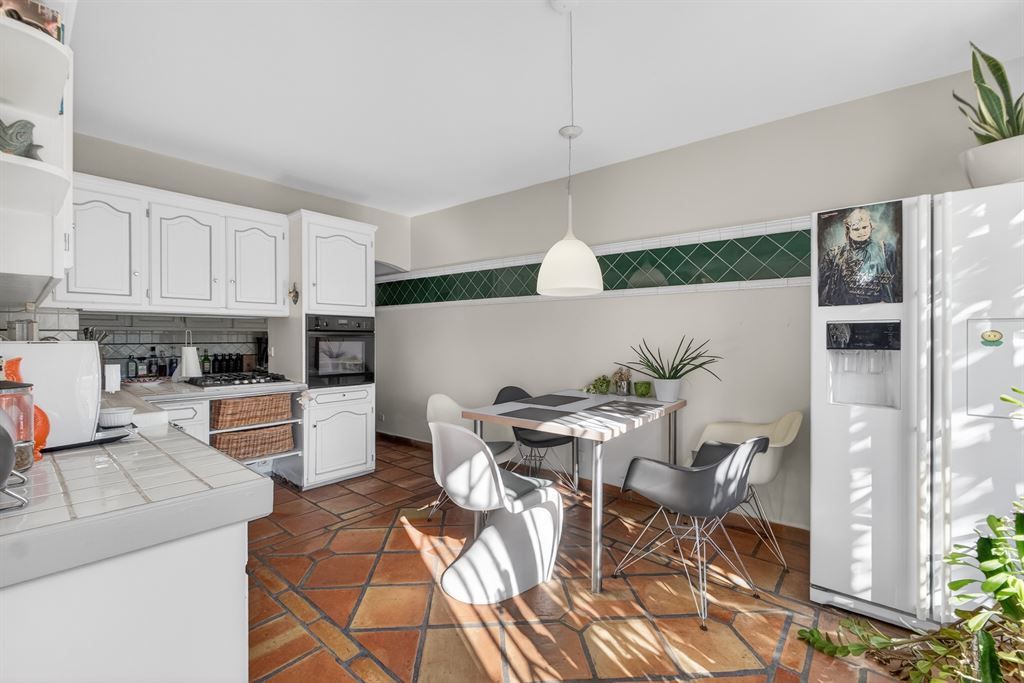 luxury villa 6 Rooms for sale on BIOT (06410)