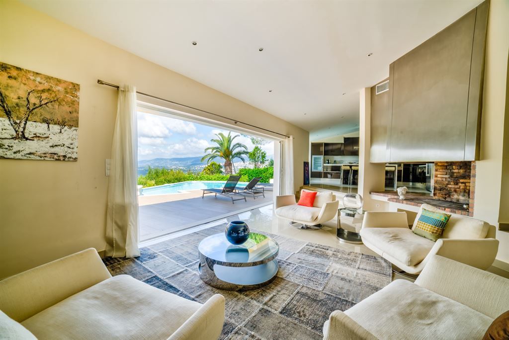luxury villa 16 Rooms for sale on MOUANS SARTOUX (06370)