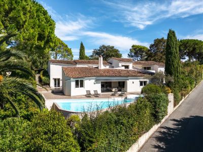 Sale Luxury villa Mouans-Sartoux 16&nbsp;Rooms 587.74&nbsp;m²