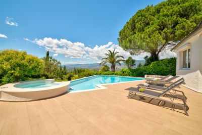 Sale Luxury villa Mouans-Sartoux 16&nbsp;Rooms 587.74&nbsp;m²