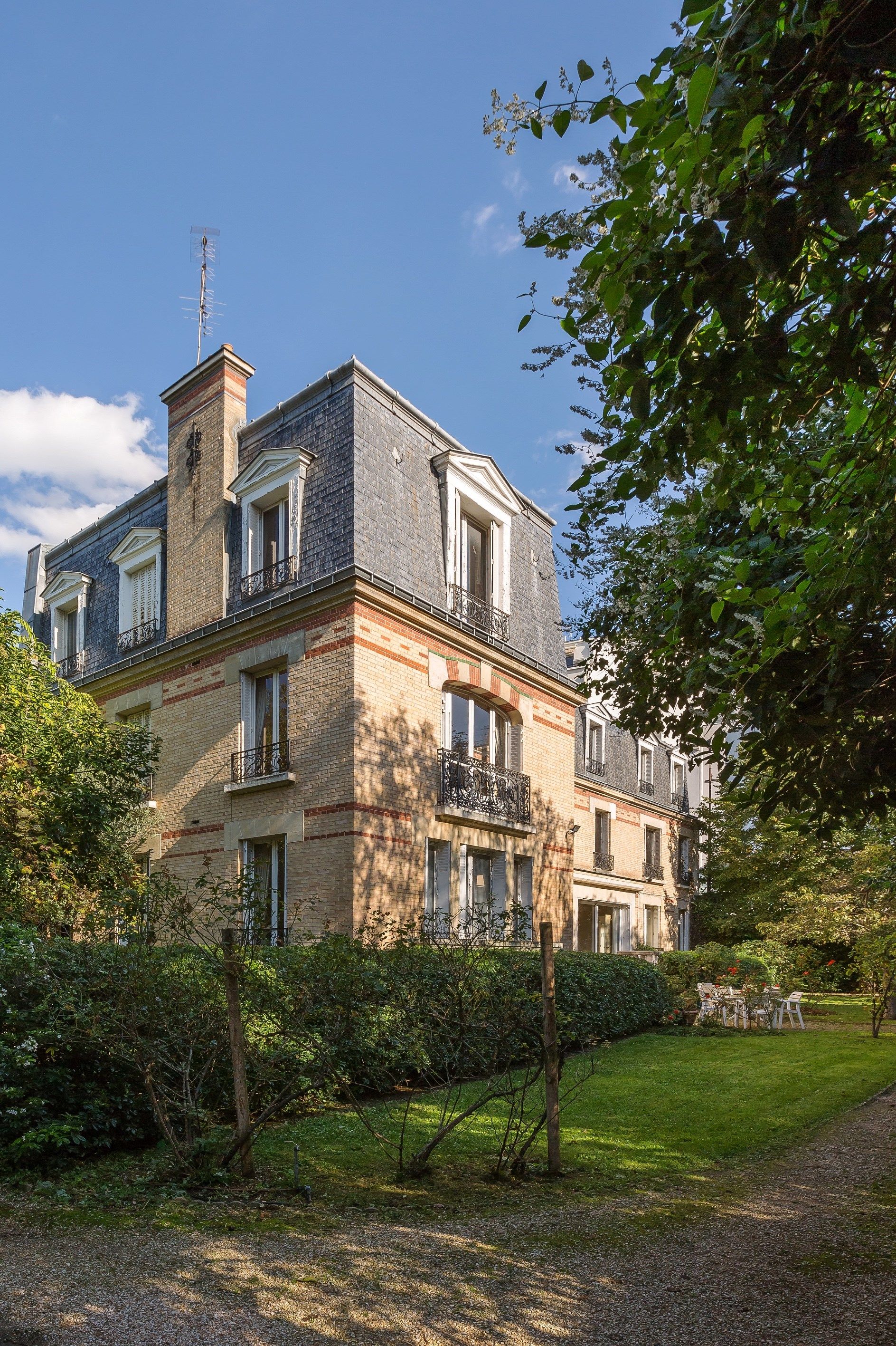 hôtel particulier 20 Pièces en vente sur PARIS (75016)