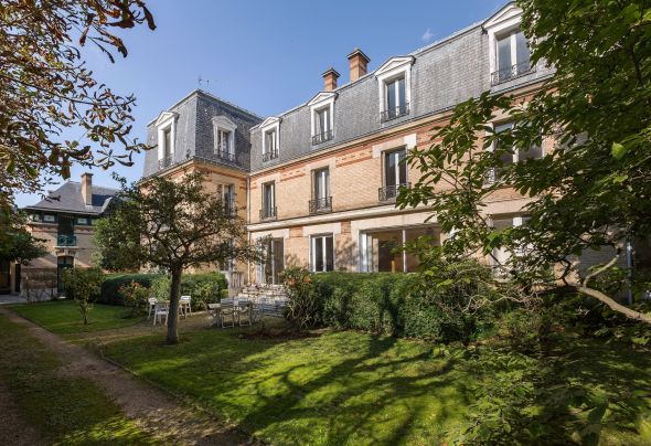 Sale Mansion (hôtel particulier) Paris 16 20&nbsp;Rooms 600&nbsp;m²