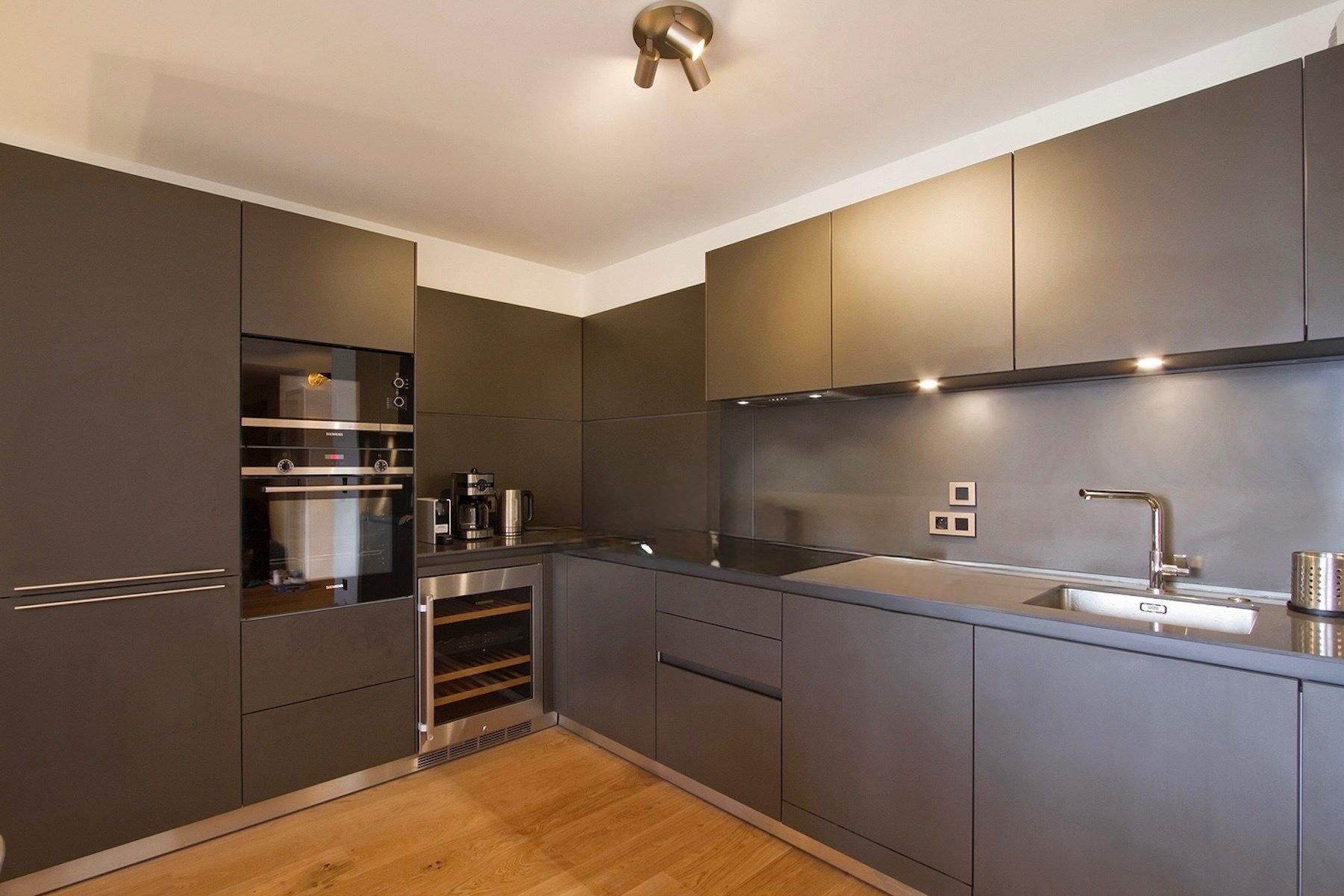 luxury apartment 3 Rooms for sale on L ALPE D HUEZ (38750)