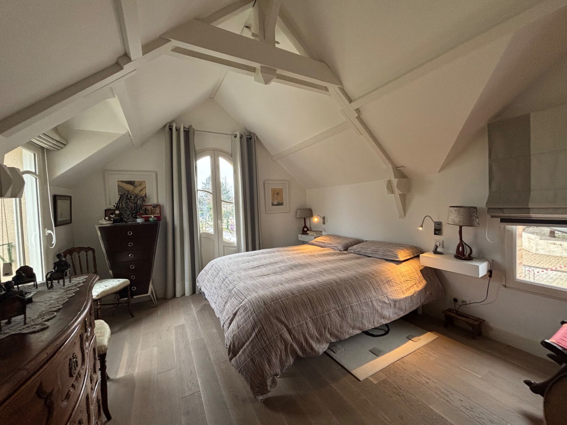 luxury house 5 Rooms for sale on ST AUBIN SUR MER (14750)