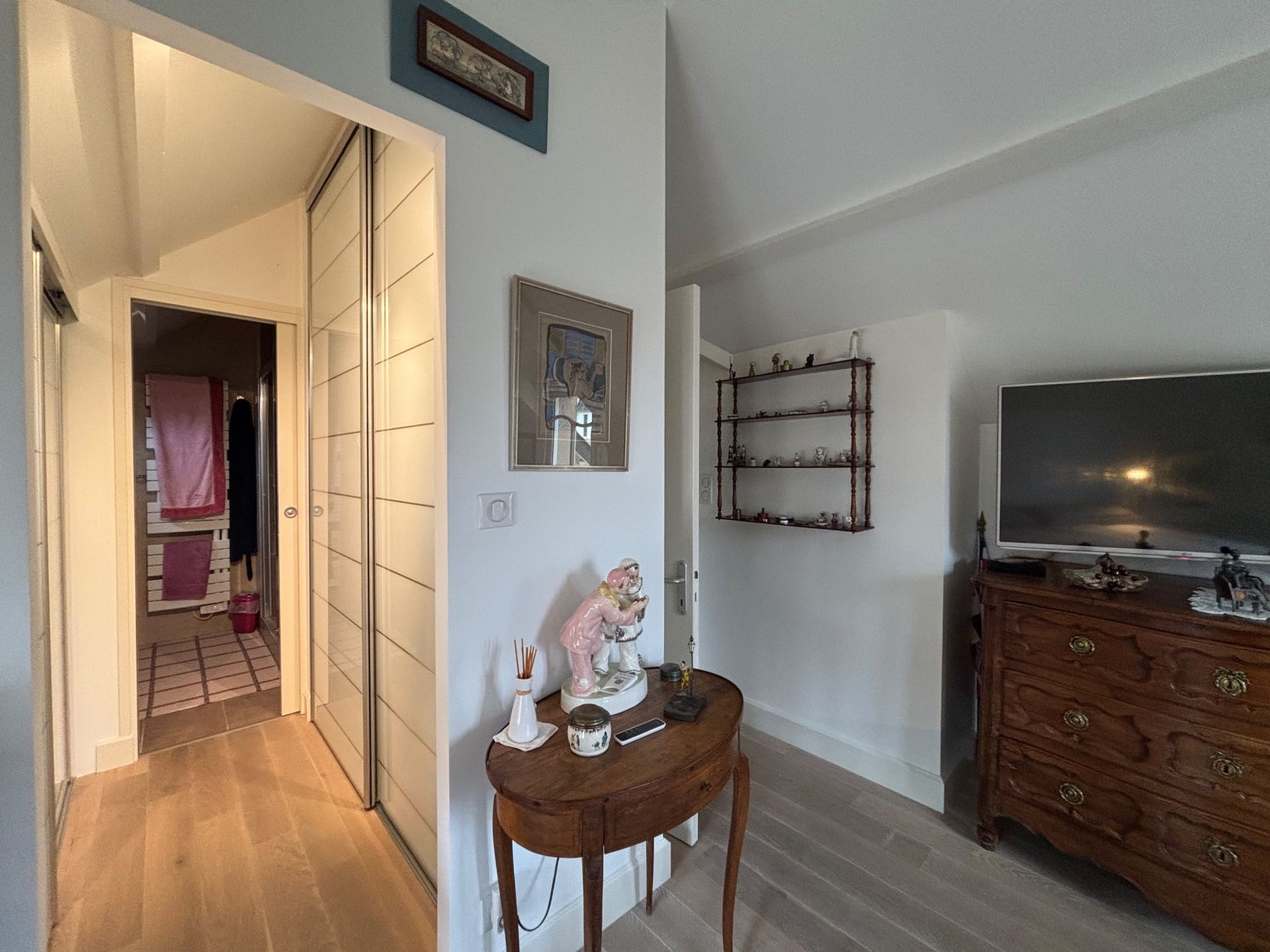 luxury house 5 Rooms for sale on ST AUBIN SUR MER (14750)