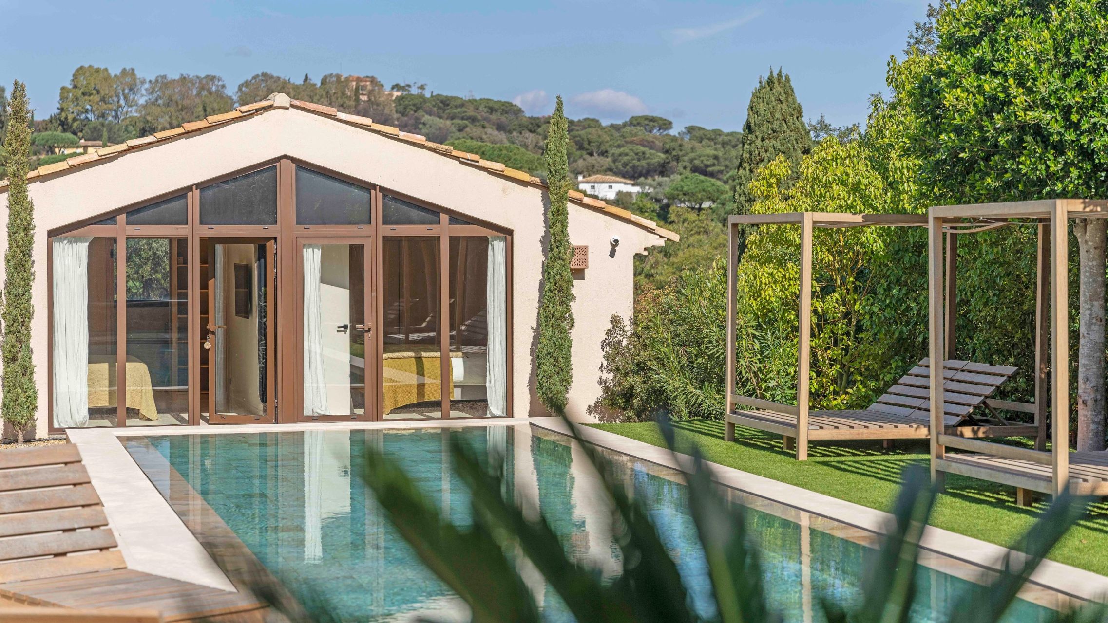 maison contemporaine 9 Pièces en vente sur RAMATUELLE (83350)