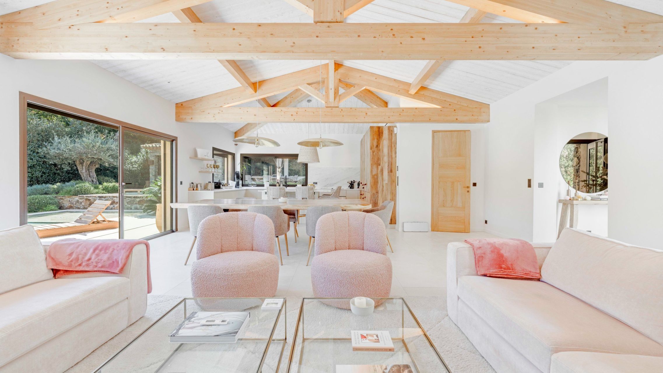 maison contemporaine 9 Pièces en vente sur RAMATUELLE (83350)