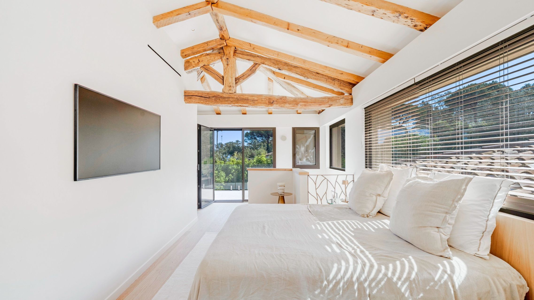 maison contemporaine 9 Pièces en vente sur RAMATUELLE (83350)