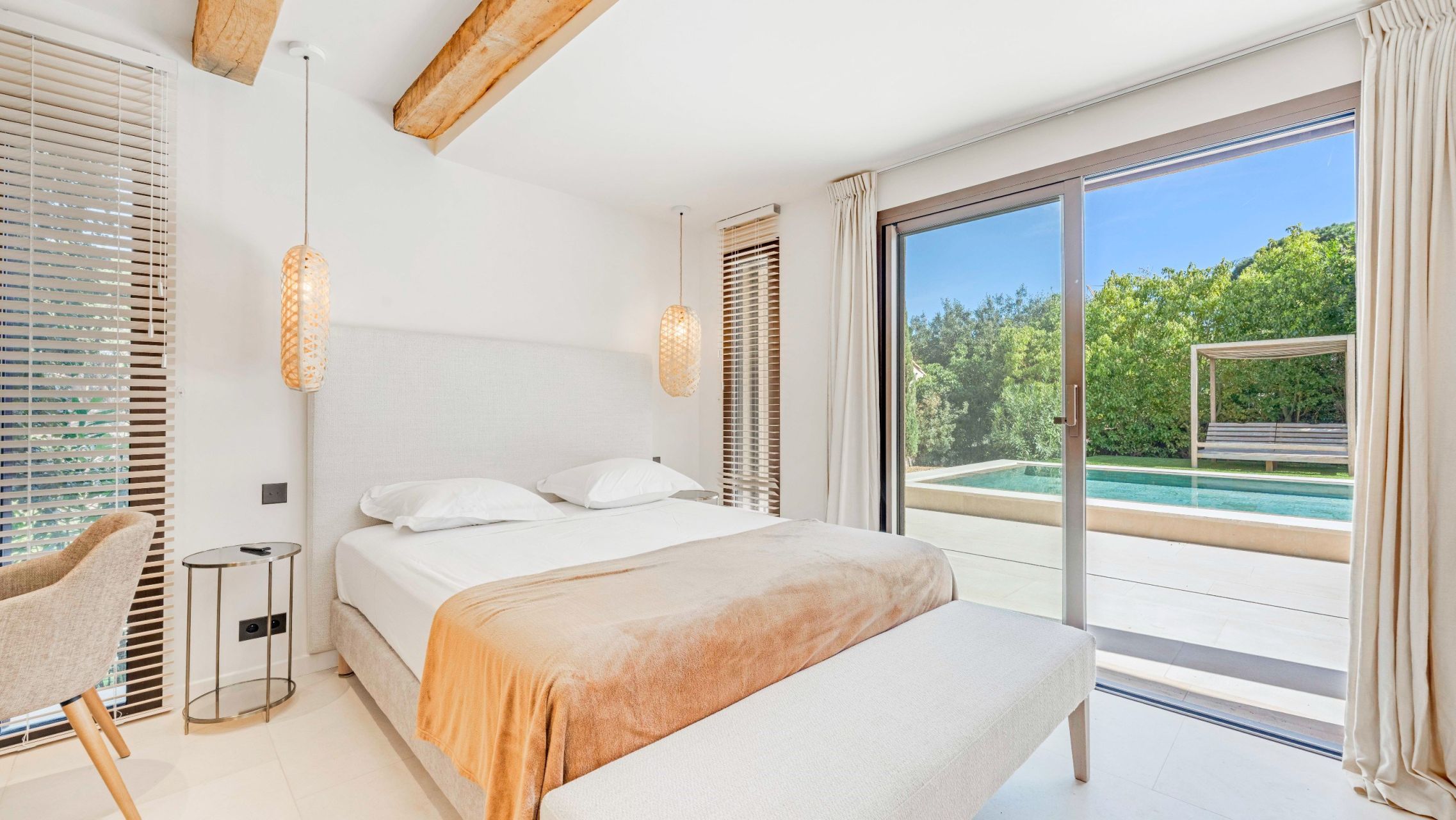 maison contemporaine 9 Pièces en vente sur RAMATUELLE (83350)