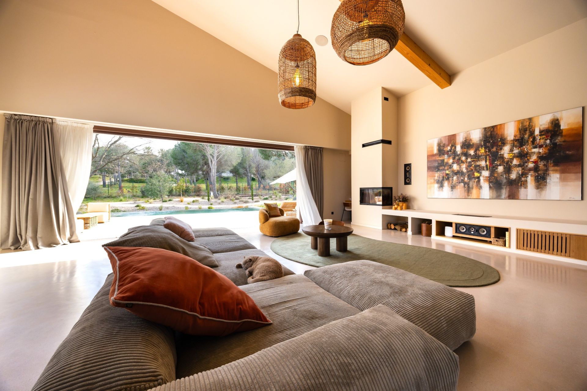 luxury house 5 Rooms for sale on PERPIGNAN (66000)