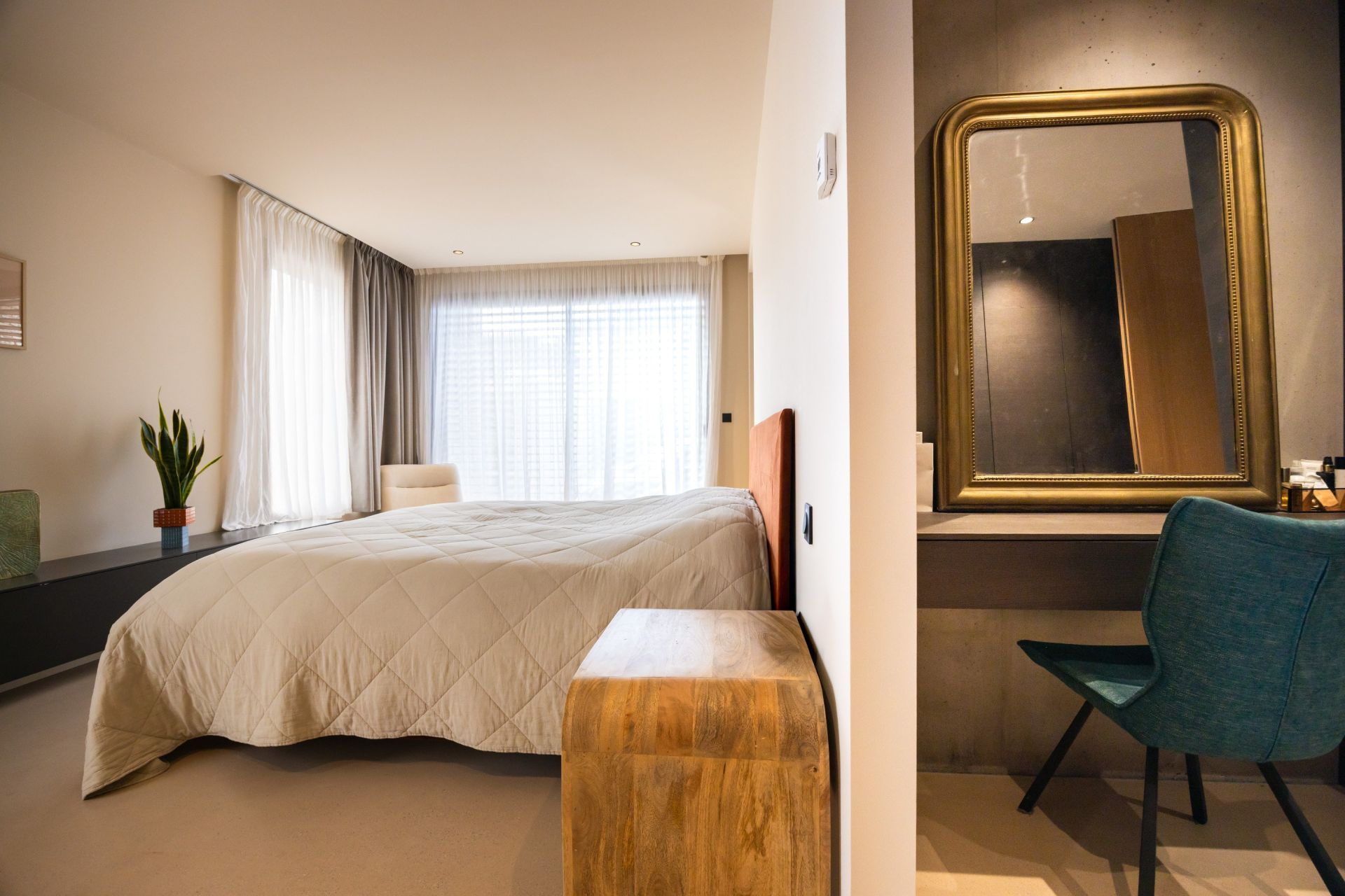luxury house 5 Rooms for sale on PERPIGNAN (66000)