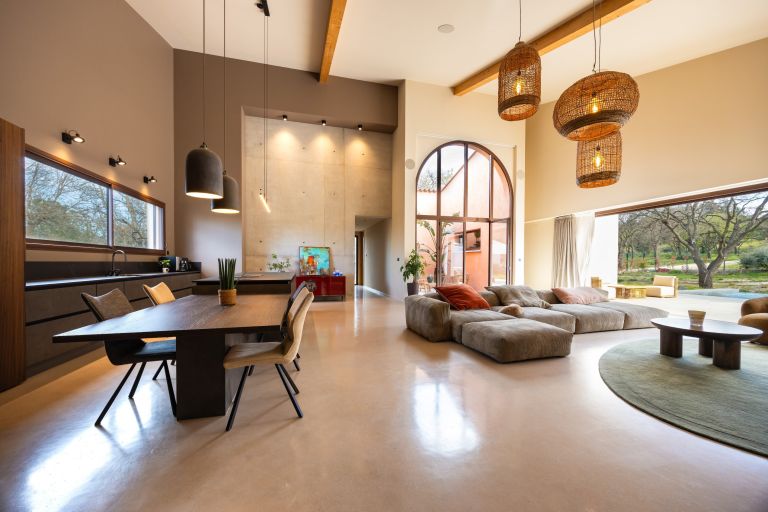 luxury house 5 Rooms for sale on PERPIGNAN (66000)
