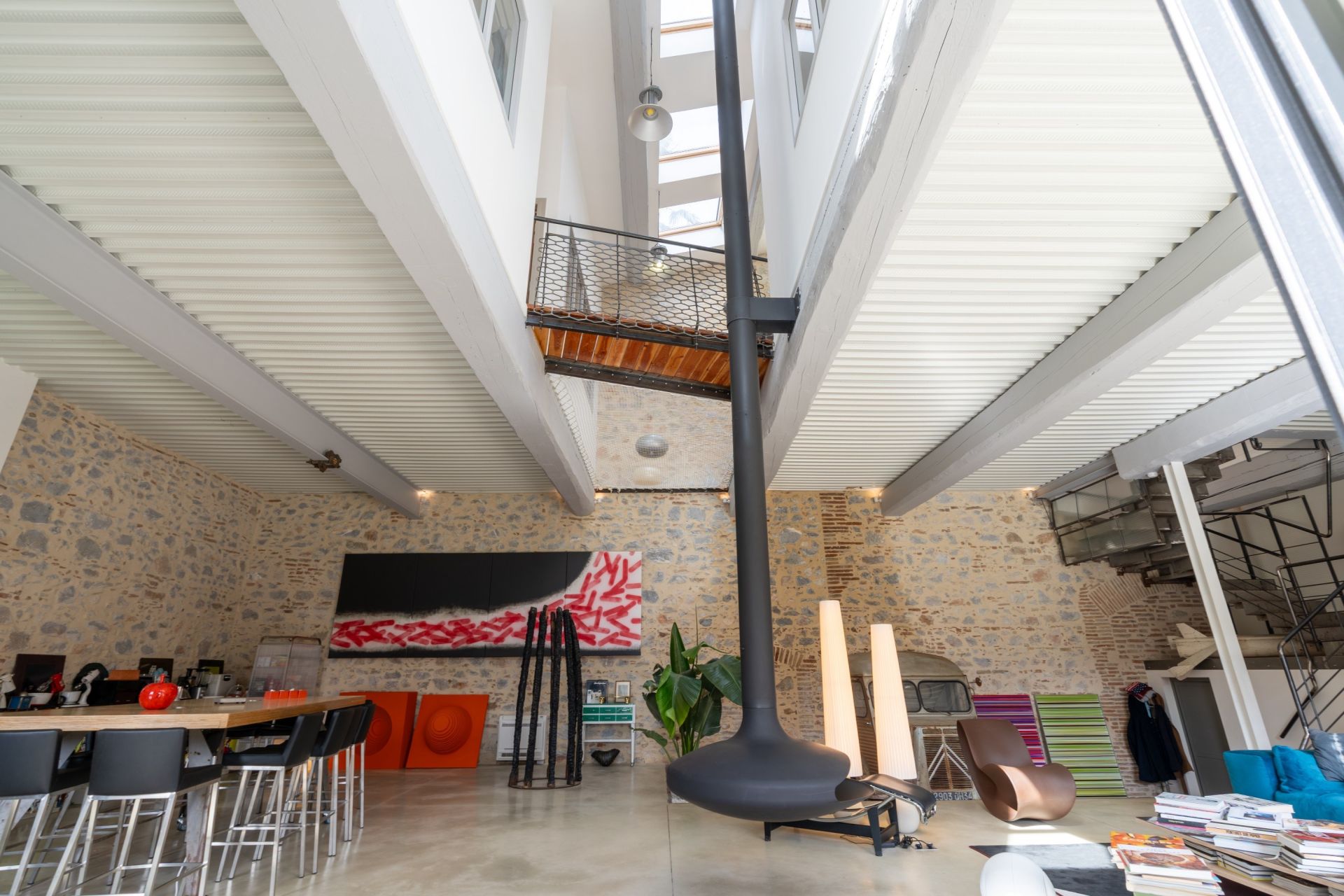 luxury house 6 Rooms for sale on PERPIGNAN (66000)