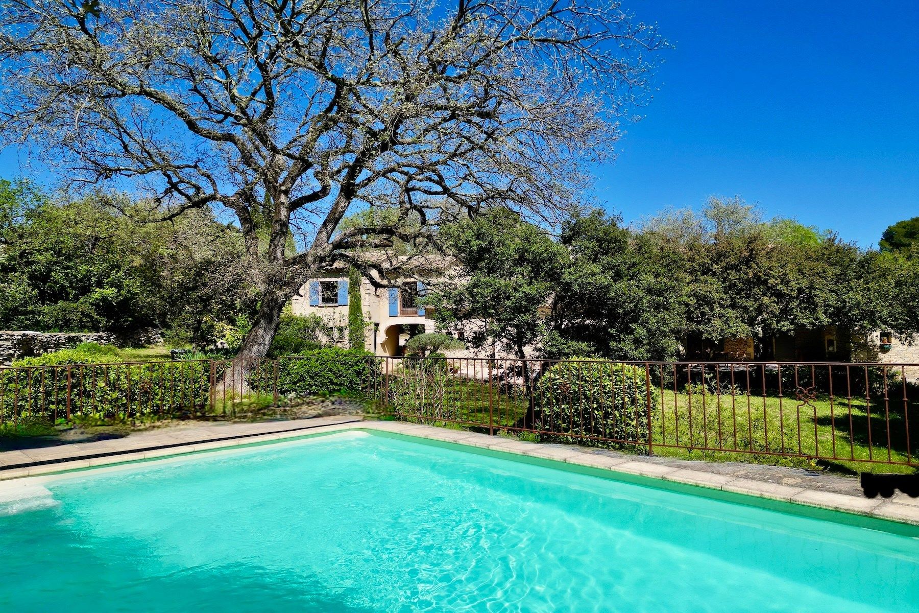 maison de luxe 6 Pièces en vente sur CASTILLON DU GARD (30210)